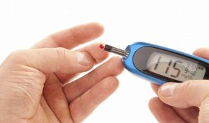 Ofrecen tips para controlar la diabetes durante la época decembrina