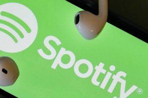 Spotify podría comenzar a mostrar letras de canciones en tiempo real