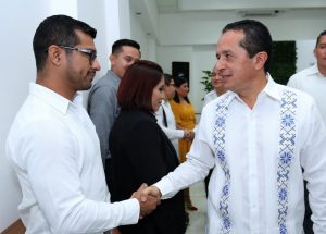 Quintana Roo cuenta con más de dos mil 300 guías de turistas certificados