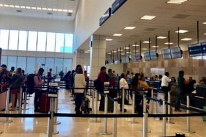Siguen retrasos de vuelos en el aeropuerto de Veracruz