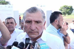 Suspende gobernador de Tabasco giras por 2 meses debido al coronavirus