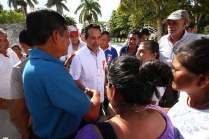 Más de 17.2 millones de pesos destinó Carlos Joaquín para el mejoramiento urbano de 10 comunidades rurales