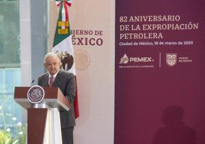 No se revocarán contratos, pero no habrá más privatización en Pemex: AMLO