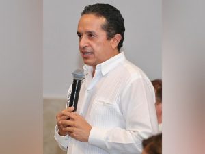 Anuncia el gobernador Carlos Joaquín preparativos para un fondo de ayuda alimentaria para la gente que sea afectada por el golpe económico del Coronavirus
