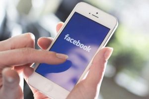 Inicia Facebook proceso para limitar propagación de «fake news»: vocero de la Presidencia
