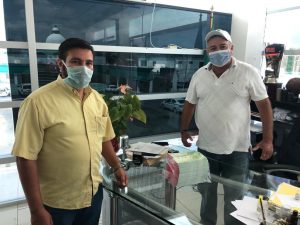 El sindicato “Andrés Quintana Roo” entrega 1000 vales para servicios gratuitos de taxi a médicos y enfermeras en Cancún