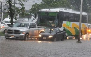 Reporta Protección Civil de Tabasco afectaciones menores por lluvias