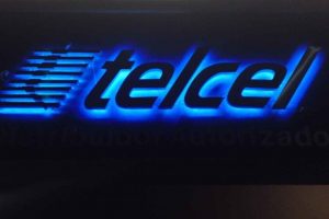 Usuarios reportan fallas en red de Telcel