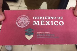 Advierten robo de identidad con sitios falsos de becas Benito Juárez