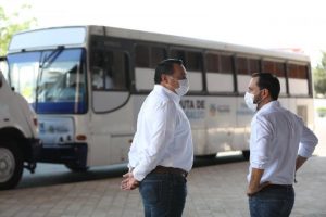 El Gobernador Mauricio Vila Dosal y el alcalde Renán Barrera Concha ponen en marcha transporte exclusivo y gratuito para personal médico de hospitales públicos y privados ante contingencia por Coronavirus