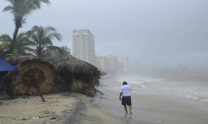 Protección Civil y Twitter firman convenio para alertar ciclones tropicales