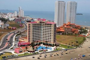 Prevén hoteleros de Veracruz reabrir a partir del 1 julio