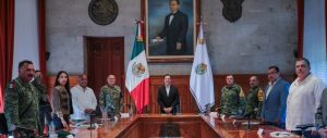 El gobernador Cuitláhuac García da bienvenida a nuevo mando de la Primera Región Naval en Veracruz