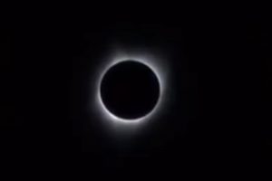Así se ve el eclipse ‘anillo de fuego’, en solsticio de verano