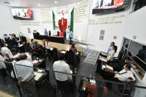 Diputados de Morena desaparecen las juntas municipales con su mayoría de votos en el Congreso de Tabasco