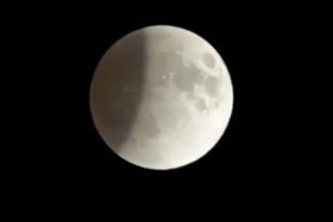 Así se vio el eclipse «Luna de Trueno»