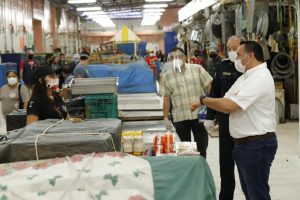 Sigue la reactivación en los mercados de Mérida bajo estrictos protocolos sanitarios