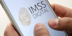 Invita IMSS a obtener constancia de vigencia de derechos desde teléfono celular
