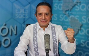 Carlos Joaquín exhorta a no perder el camino y seguir con las medidas de prevención para avanzar en la recuperación económica