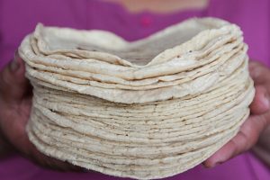 Subirá precio de la tortilla en México