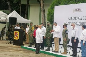 Realiza 30/a. Zona Militar ceremonia de ascensos y condecoraciones a elementos de la corporación y Sector Salud