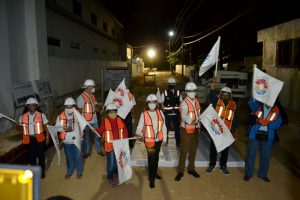 Dan banderazo de inicio de obra histórica en Puerto Juárez