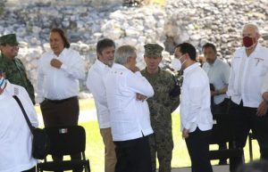 El gobernador Mauricio Vila y el presidente Andrés Manuel López Obrador firman convenio para impulsar desarrollo urbano