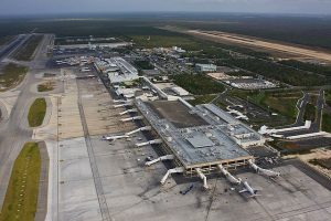 Aeropuerto de Cancún supera por segundo día las 400 operaciones