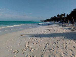 Ofrece Isla Mujeres playas de calidad a locales y visitantes