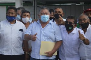 Renuncia Heriberto Núñez a la secretaría general adjunta del sindicato de taxistas “Andrés Quintana Roo” para contender por la dirigencia de la próxima administración 2021-2023