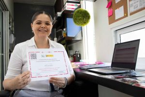 Maestra yucateca representa a México en seminario internacional