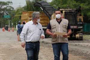 Labores ininterrumpidas de bacheo para mantener la infraestructura vial y mejorar la movilidad en Mérida