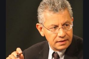 Seré candidato de alianza PRI PAN PRD: ex rector de UV buscará alcaldía de Xalapa
