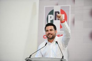 iVamos a ganar! : Christian Castro Bello precandidato a gobernador de Campeche