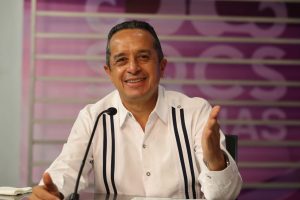 Quintana Roo aplica estrategia de pruebas de antígeno para que los turistas regresen con bien a casa: Carlos Joaquín