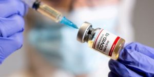 México inicia registro para vacunación de adultos mayores contra COVID-19