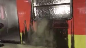 Se incendia llanta de tren en Metro Indios Verdes; no reportan lesionados