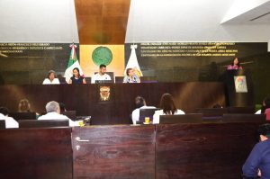 Inicia éxodo de legisladores en Campeche van en busca de nuevos cargos