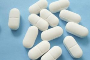 Pfizer inicia pruebas de pastillas para tratar el COVID-19