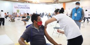 Próximo martes continuará vacunación contra Covid 19 en personas de 50 a 59 años en Yucatán