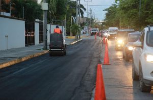 Atiende Ayuntamiento de BJ vialidades en Cancún