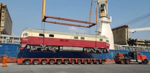 Llega a  Veracruz equipo ferroviario para construcción del Tren Maya