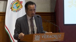 Exhorta gobernador de Veracruz a alcaldes electos a no permitir que se les infiltren grupos delictivos