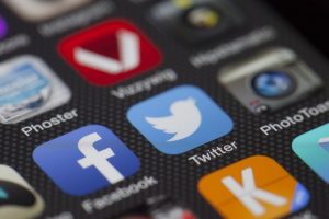 Twitter prueba opción para “desetiquetarse” de tuits