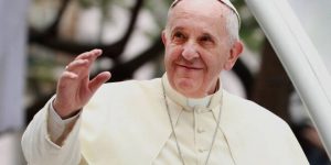 El gobernador, Mauricio Vila envía carta para invitar al Papa Francisco a visitar Yucatán