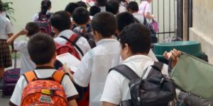 SEP afirma que las escuelas no podrán exigir uniformes ni útiles escolares nuevos