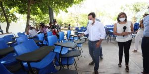 Continúan equipando escuelas públicas de nivel básico en Yucatán