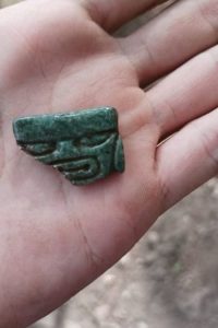 AMLO revela hallazgo de pieza arqueológica en Tenosique, Tabasco