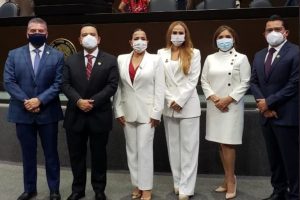 Diputados federales por Tabasco rinden protesta para la LXV Legislatura