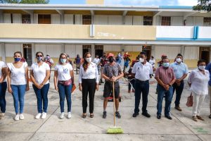Gobierno municipal de Benito Juárez se suma a jornada de recuperación de escuelas en Cancún